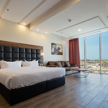 Mirada Purple - Zahra Aparthotel Jeddah Bagian luar foto