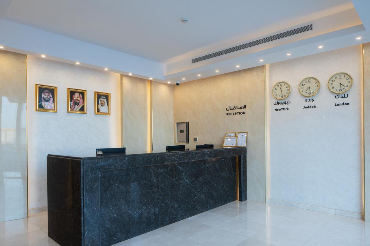 Mirada Purple - Zahra Aparthotel Jeddah Bagian luar foto